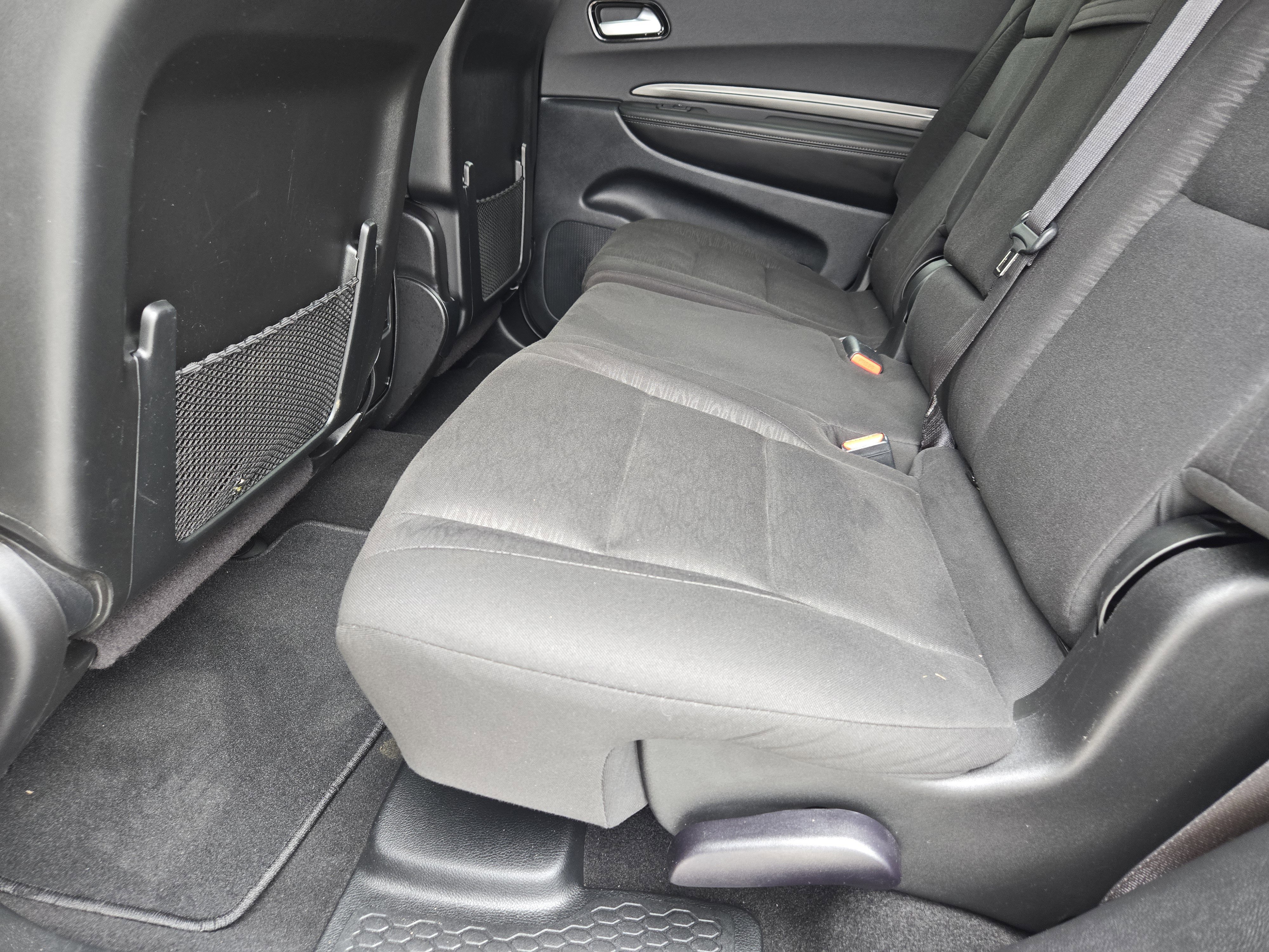 Used 2024 Dodge Durango SXT w/ SXT Blacktop Group image 32