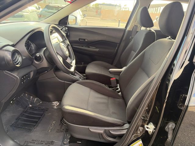 Used 2023 Nissan Kicks S FWD image 15