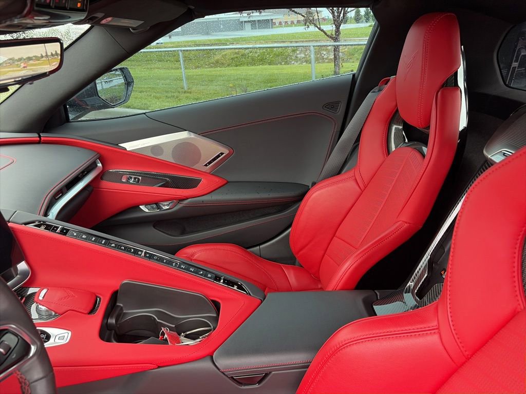 Used 2021 Chevrolet Corvette Stingray Preferred Cpe w/ Z51 Performance Package RWD image 46