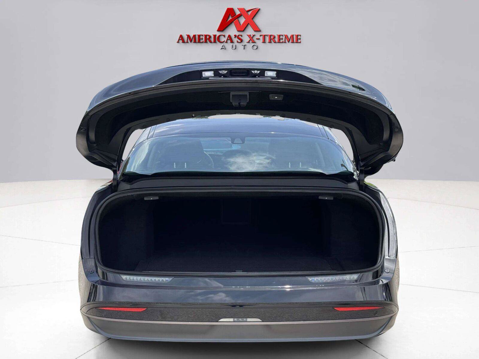 Used 2025 Lucid Air Pure RWD image 68