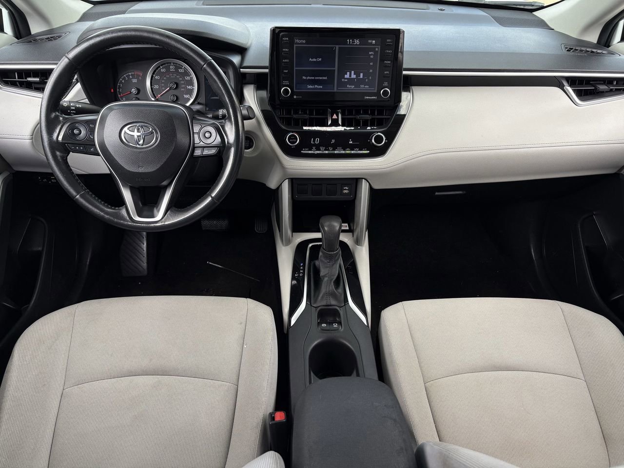 Used 2022 Toyota Corolla Cross LE image 12