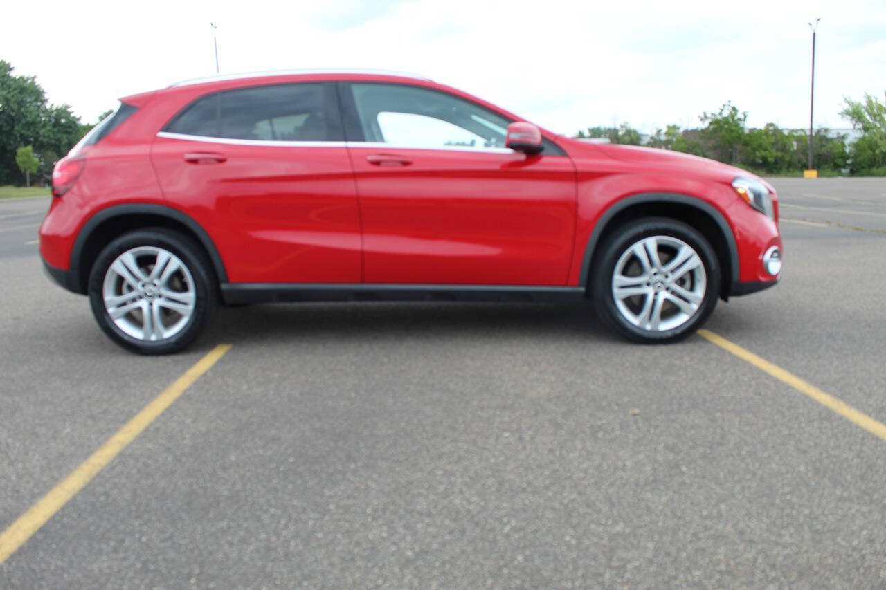 Used 2020 Mercedes-Benz GLA 250 4MATIC image 5