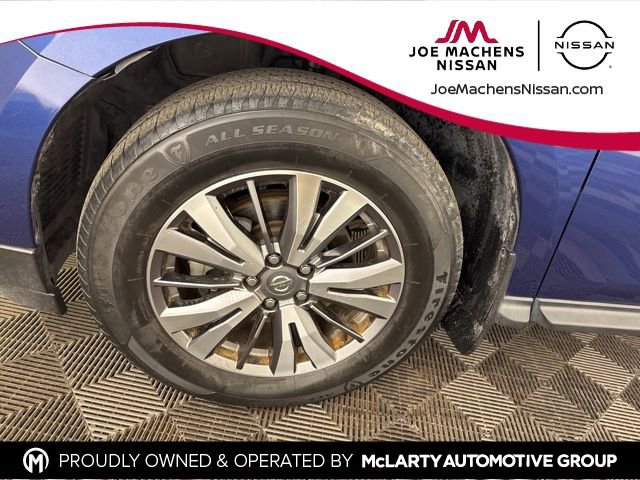 Used 2020 Nissan Pathfinder S image 28