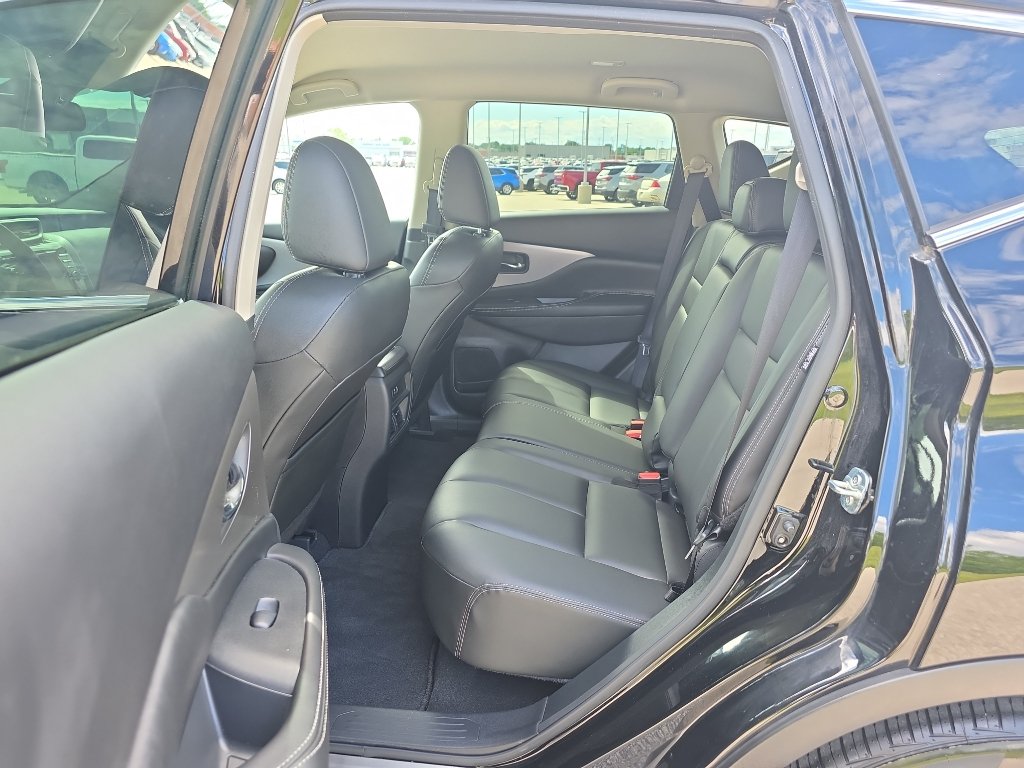 Certified 2024 Nissan Murano SV w/ SV Midnight Edition Package AWD/4WD image 19