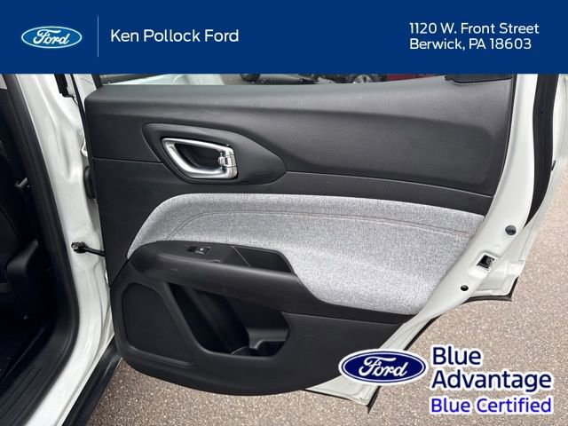 Used 2022 Jeep Compass Latitude image 31