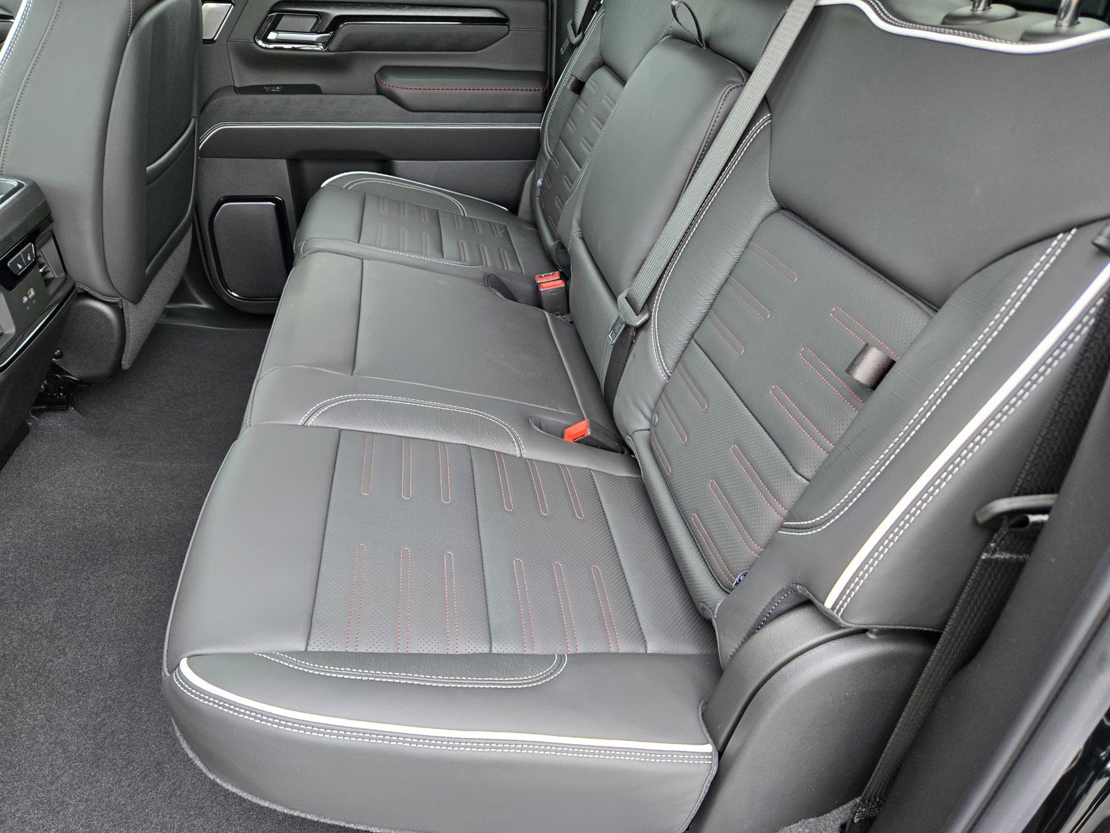 New 2026 GMC Sierra 2500 AT4X AWD/4WD image 6