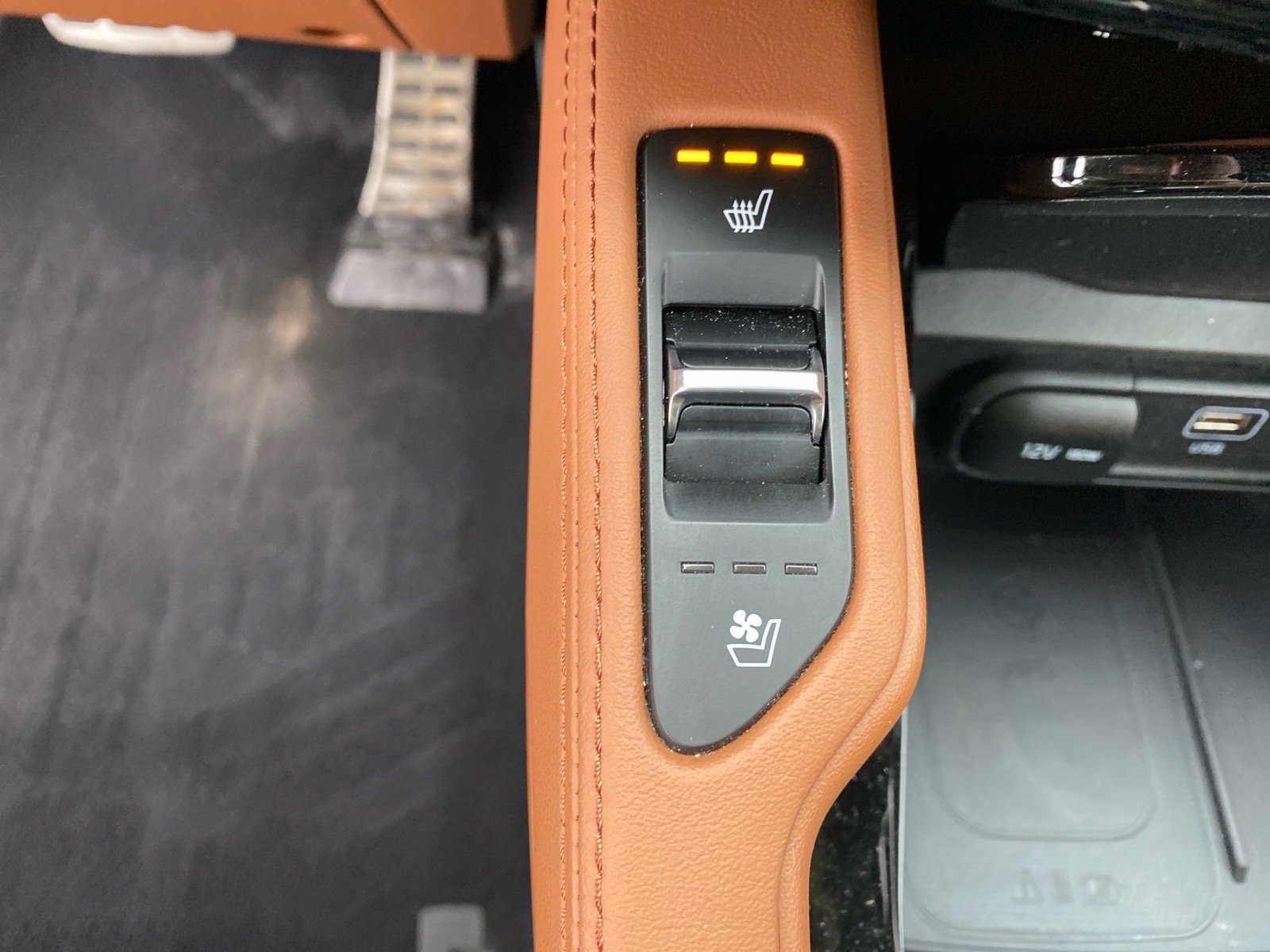 Certified 2023 Kia Telluride SX X-Line image 15