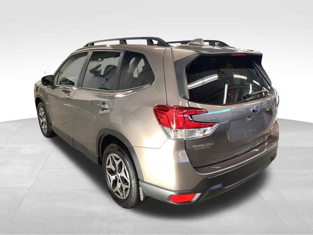 Used 2023 Subaru Forester Premium AWD/4WD image 26