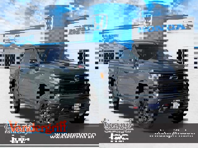 Used 2025 Chevrolet Silverado 1500 LT Trail Boss image 1