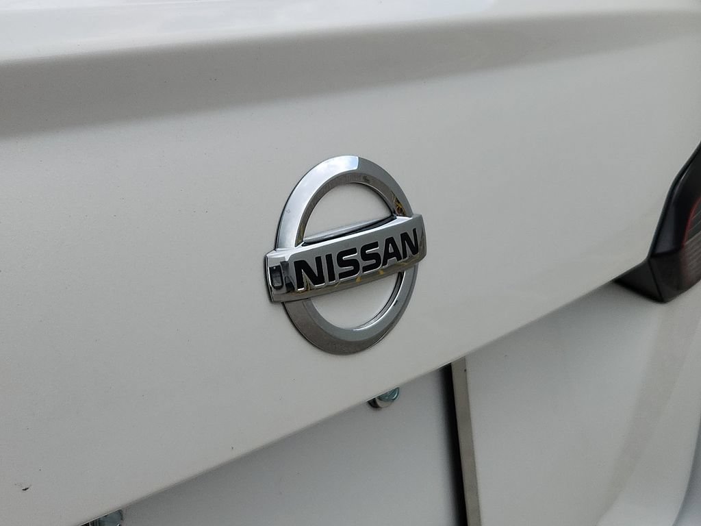 Used 2021 Nissan Versa SV FWD image 23
