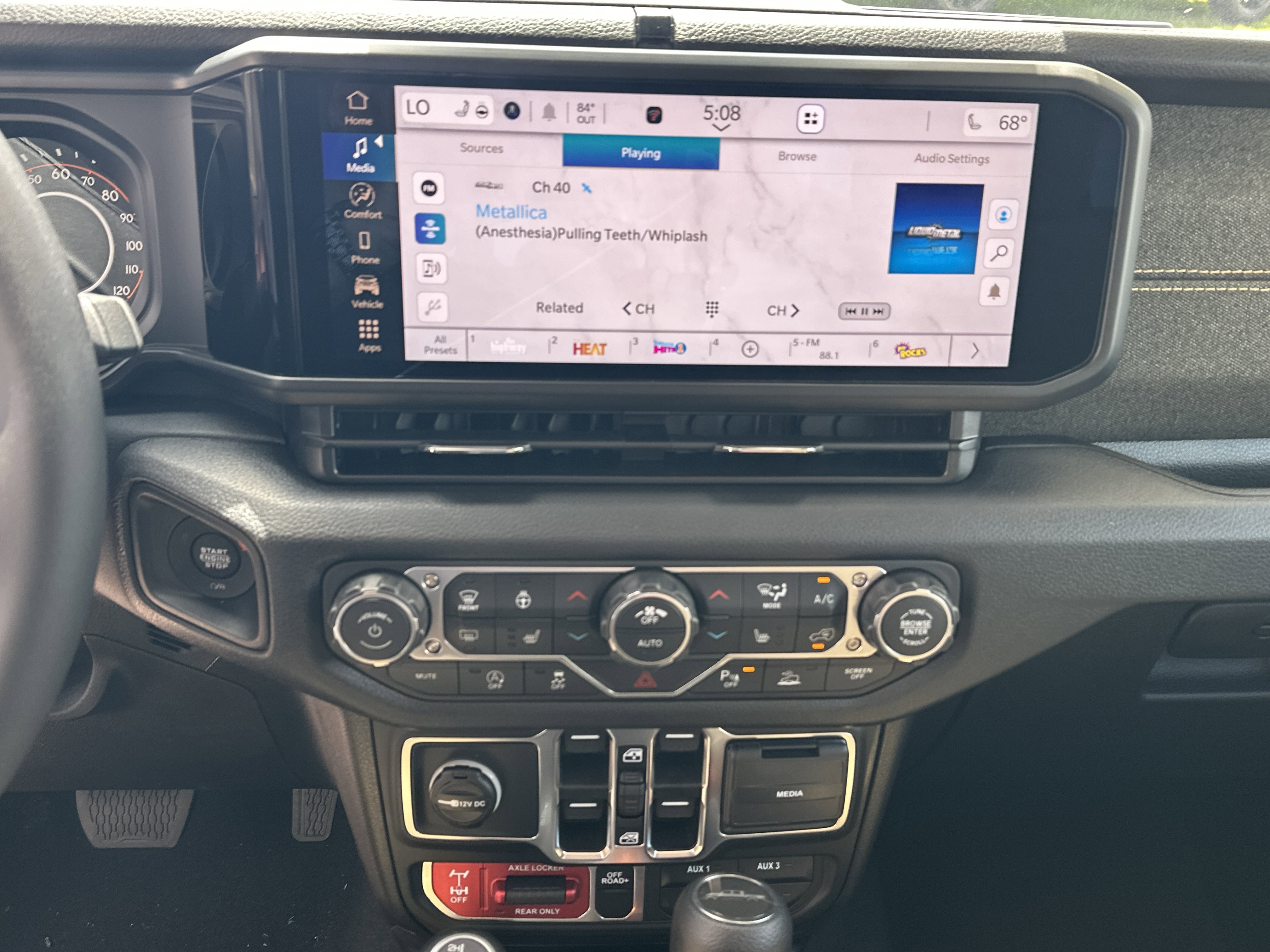 New 2026 Jeep Gladiator Willys AWD/4WD image 15