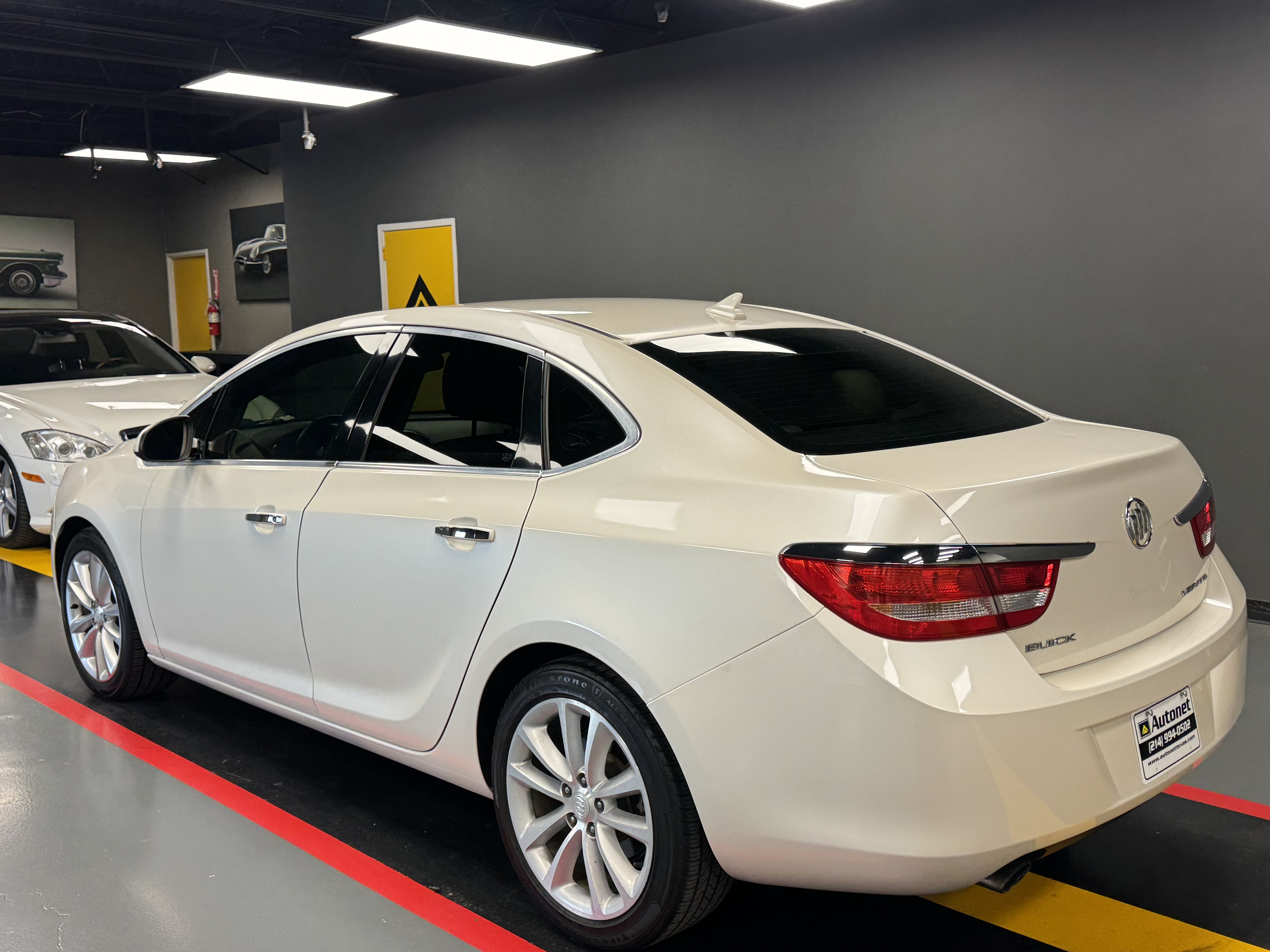 Used 2013 Buick Verano FWD image 4