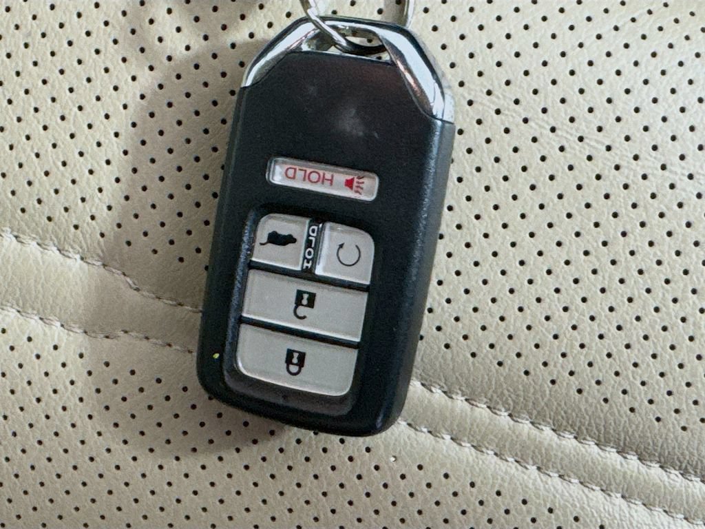 Used 2021 Honda CR-V Touring image 37