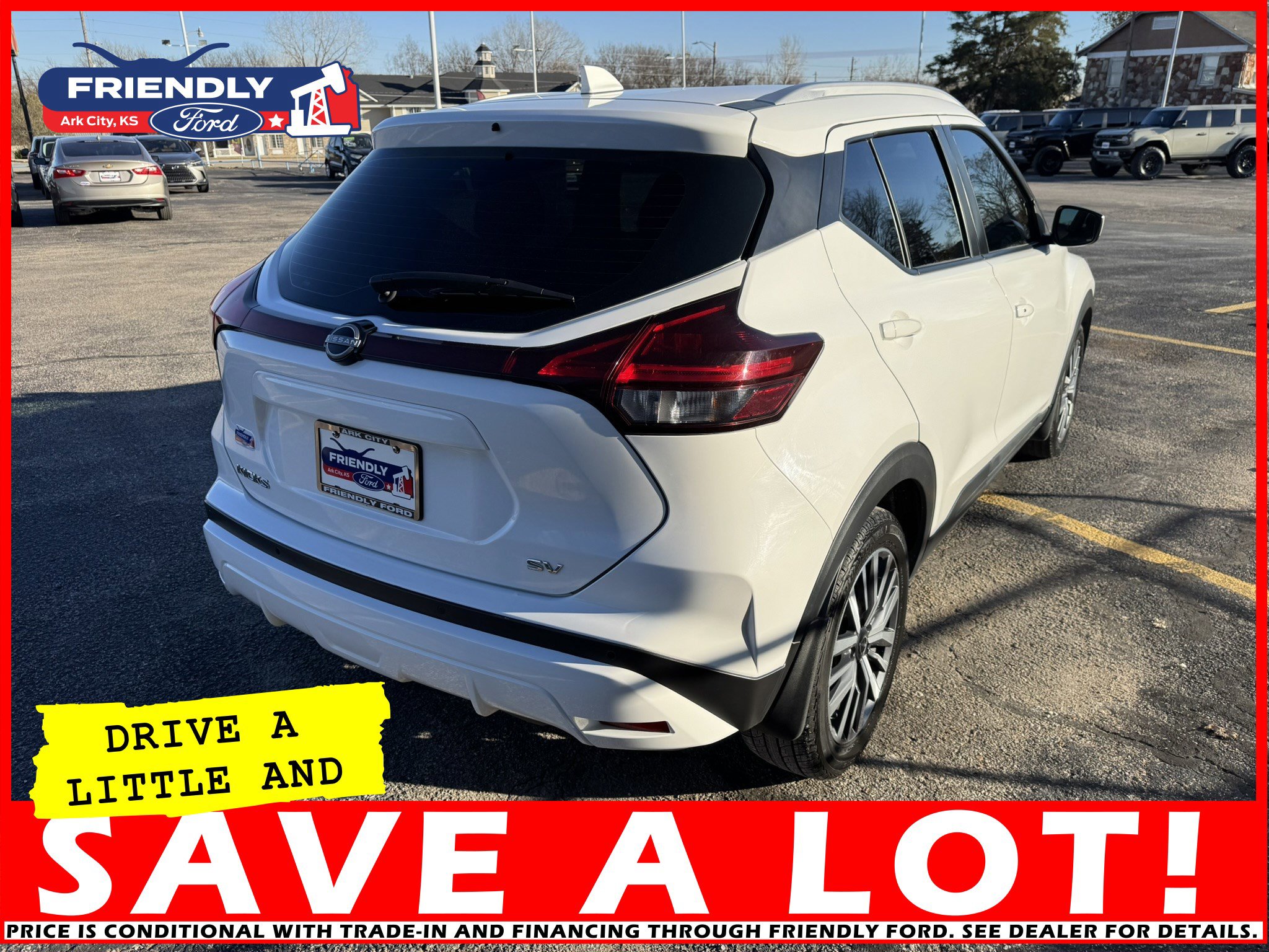 Used 2023 Nissan Kicks SV image 10