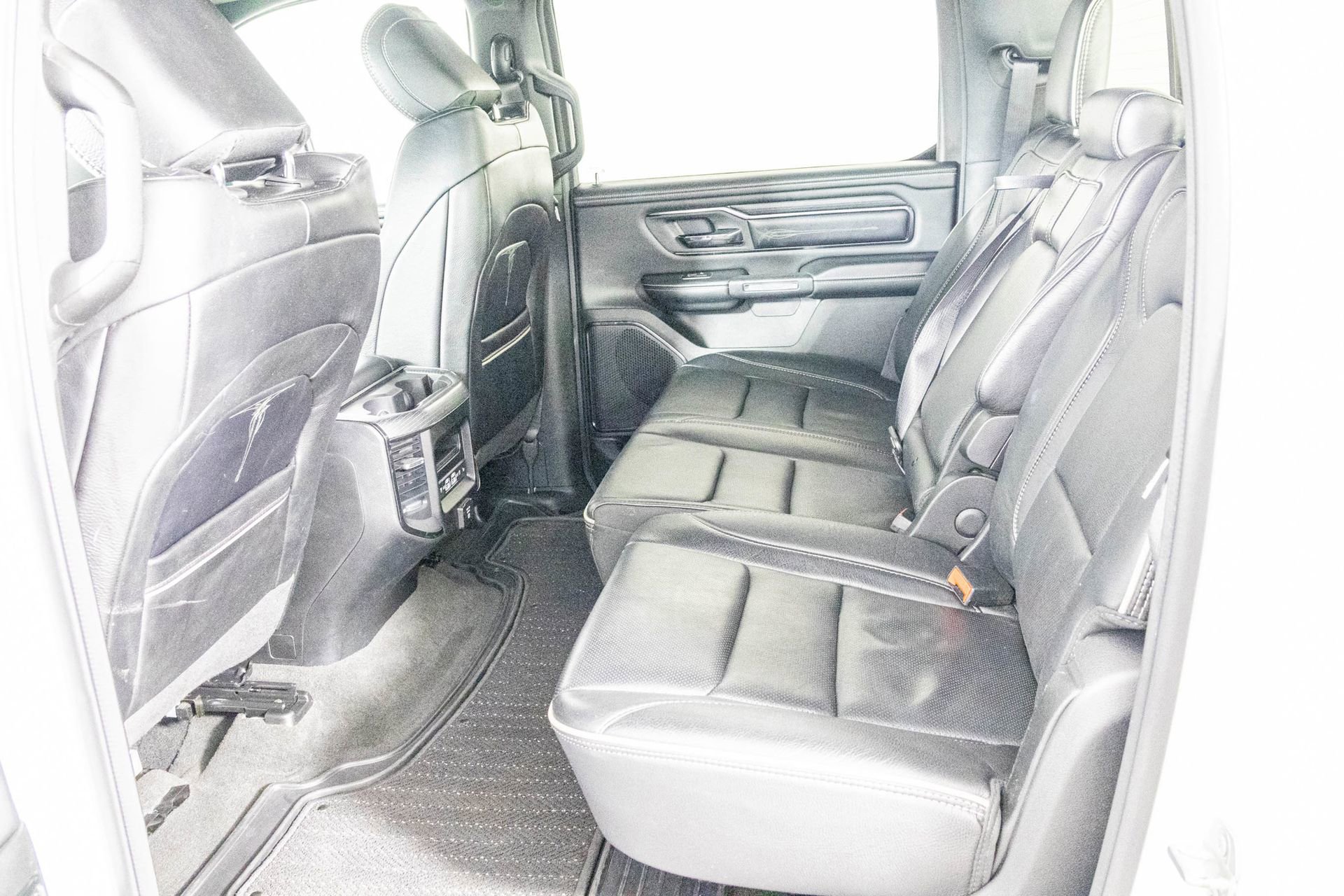 Used 2023 RAM 1500 Limited w/ Body Color Bumper Group image 27