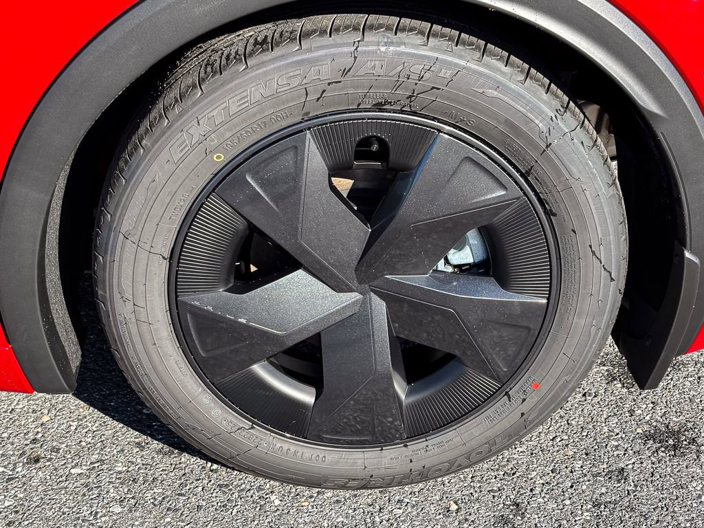 New 2026 Toyota Prius Plug-In Hybrid SE image 8