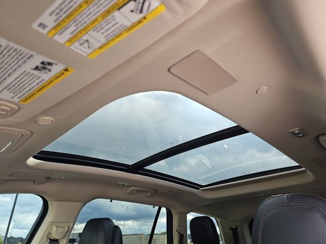 Certified 2024 Lincoln Aviator Reserve w/ Equipment Group 201A image 20