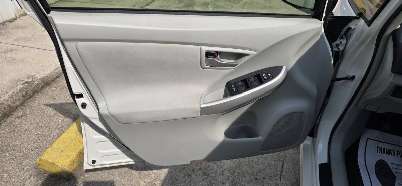 Used 2012 Toyota Prius Three FWD image 14