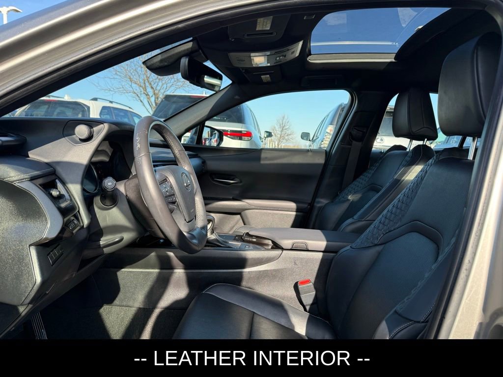 Used 2021 Lexus UX 250h w/ Premium Package image 6
