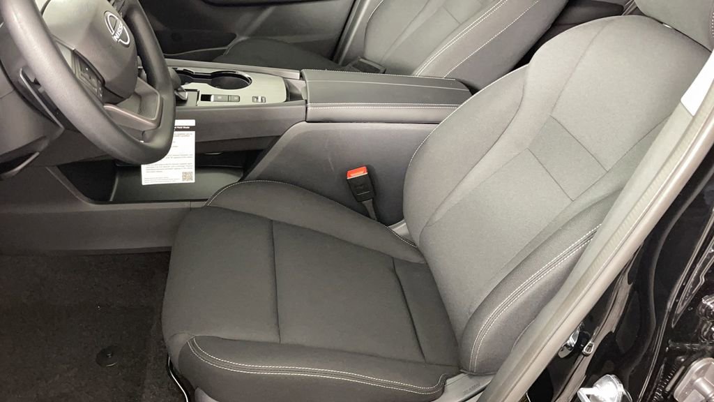 New 2025 Nissan Rogue S image 42