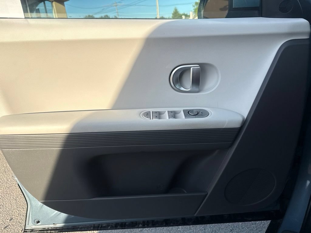 Used 2024 Hyundai Ioniq 5 SEL AWD/4WD image 14