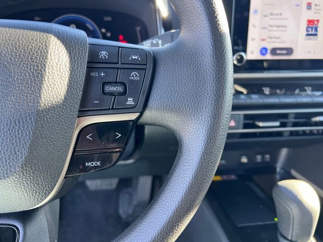 Used 2025 Toyota Camry LE image 24