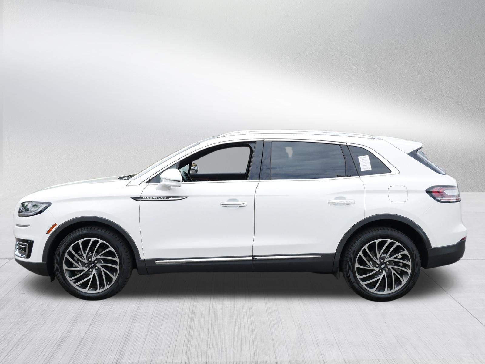 Used 2020 Lincoln Nautilus Reserve AWD/4WD image 4