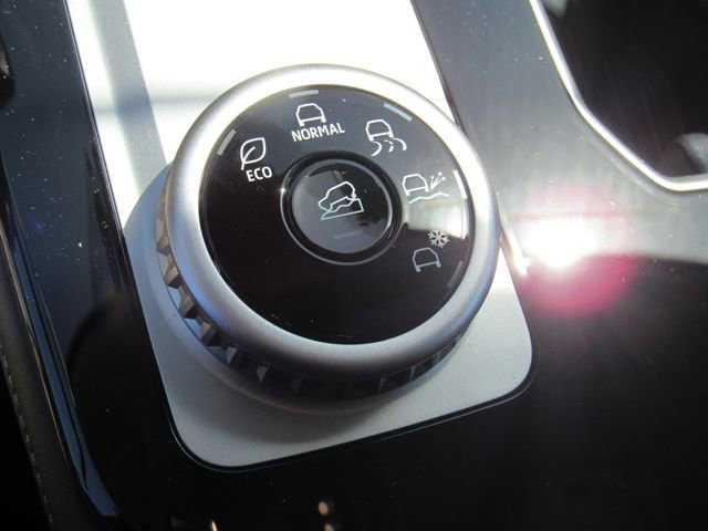New 2026 Mitsubishi Outlander ES image 28