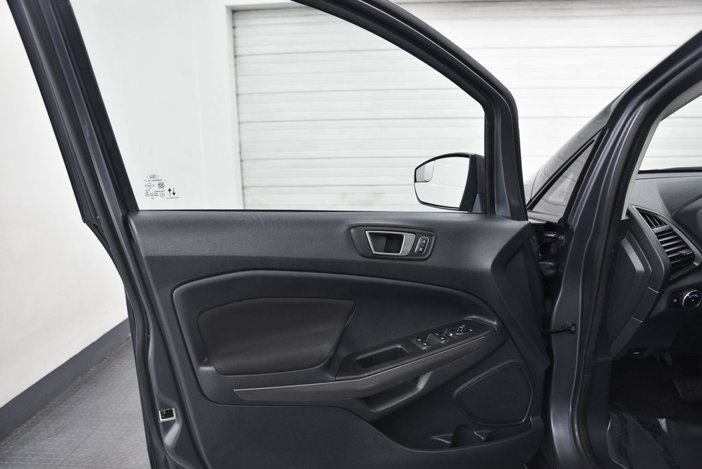 Used 2021 Ford EcoSport SE image 7