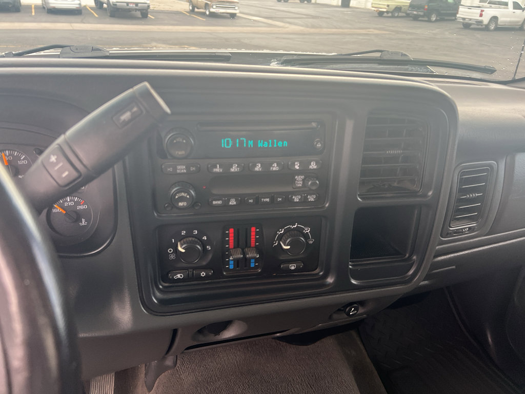 Used 2007 Chevrolet Silverado 3500 LT w/ Heavy-Duty Power Package AWD/4WD image 16