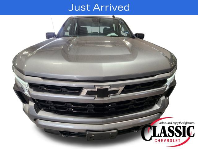 Used 2024 Chevrolet Silverado 1500 RST w/ Convenience Package II RWD image 3