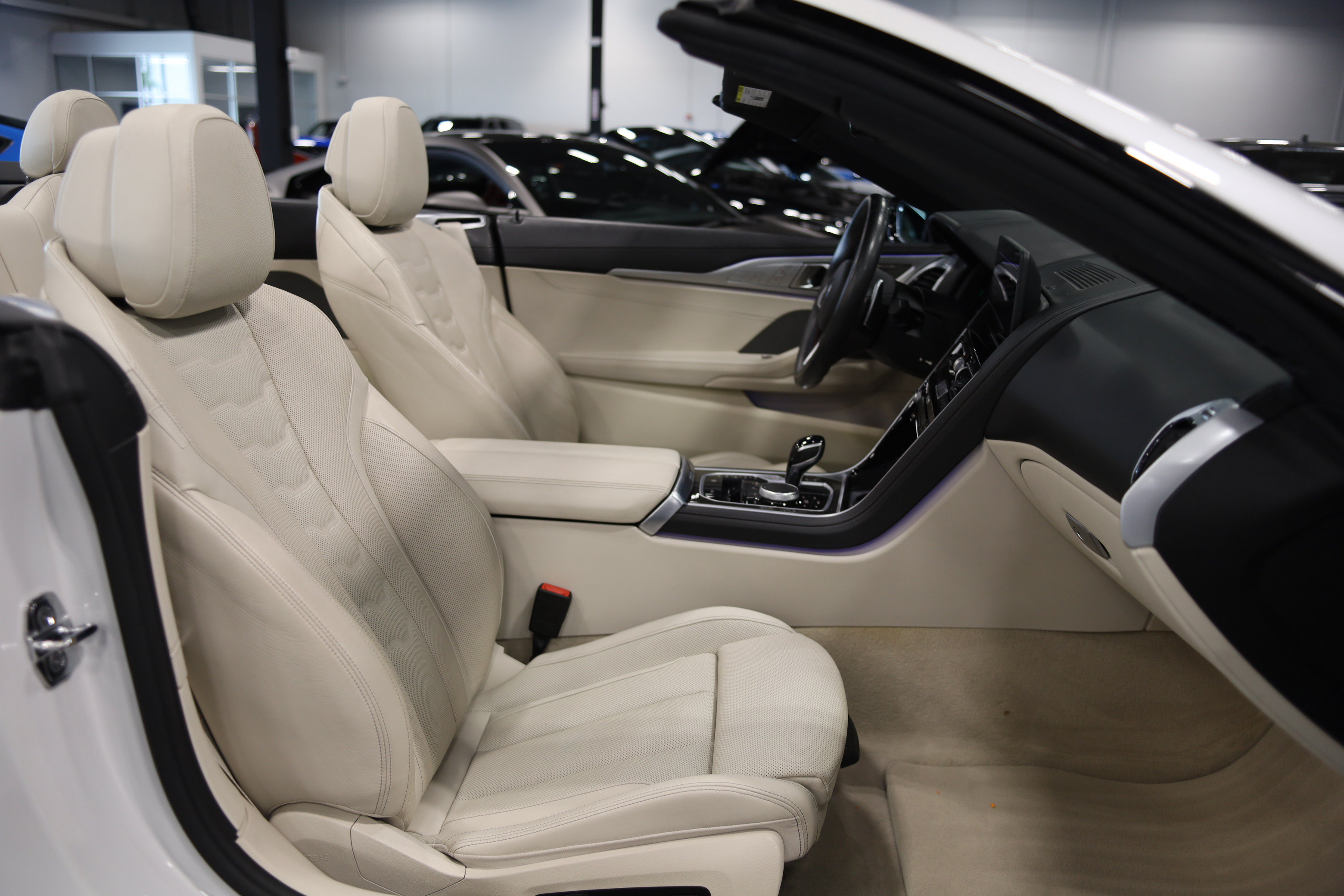 Used 2023 BMW M850i xDrive Convertible w/ M Carbon Exterior Package AWD/4WD image 39