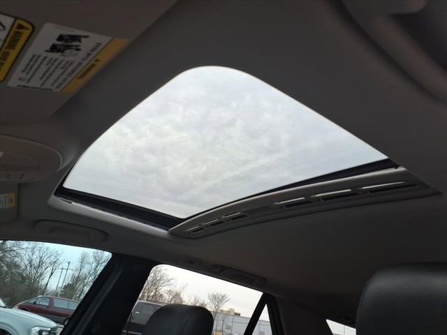 Used 2011 Mercedes-Benz ML 350 2WD image 19