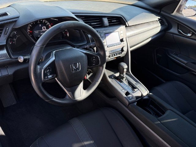Used 2018 Honda Civic Sport image 11