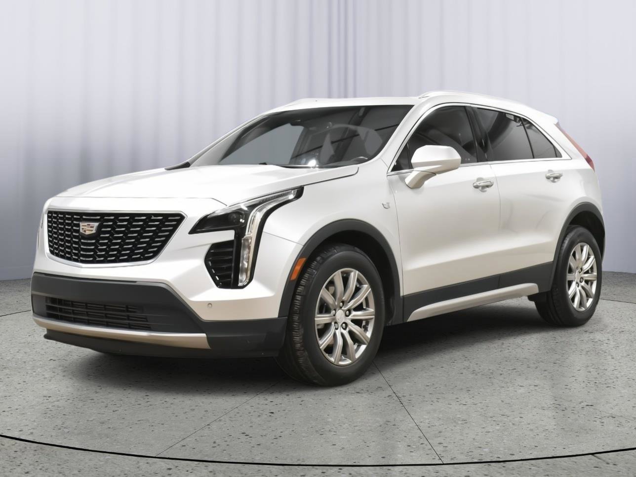 Used 2020 Cadillac XT4 Premium Luxury image 1