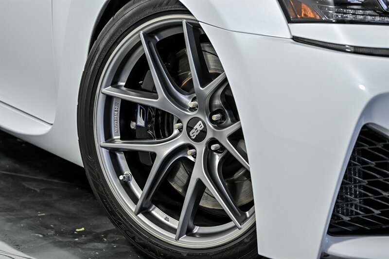 Used 2016 Lexus GS F RWD image 3