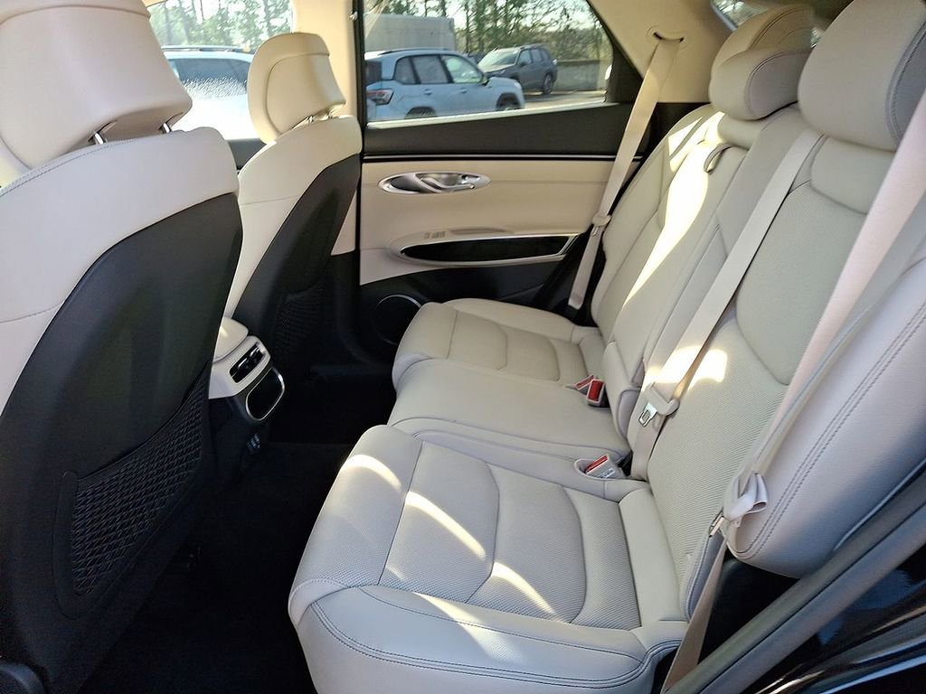 Used 2025 Genesis GV70 2.5T image 20