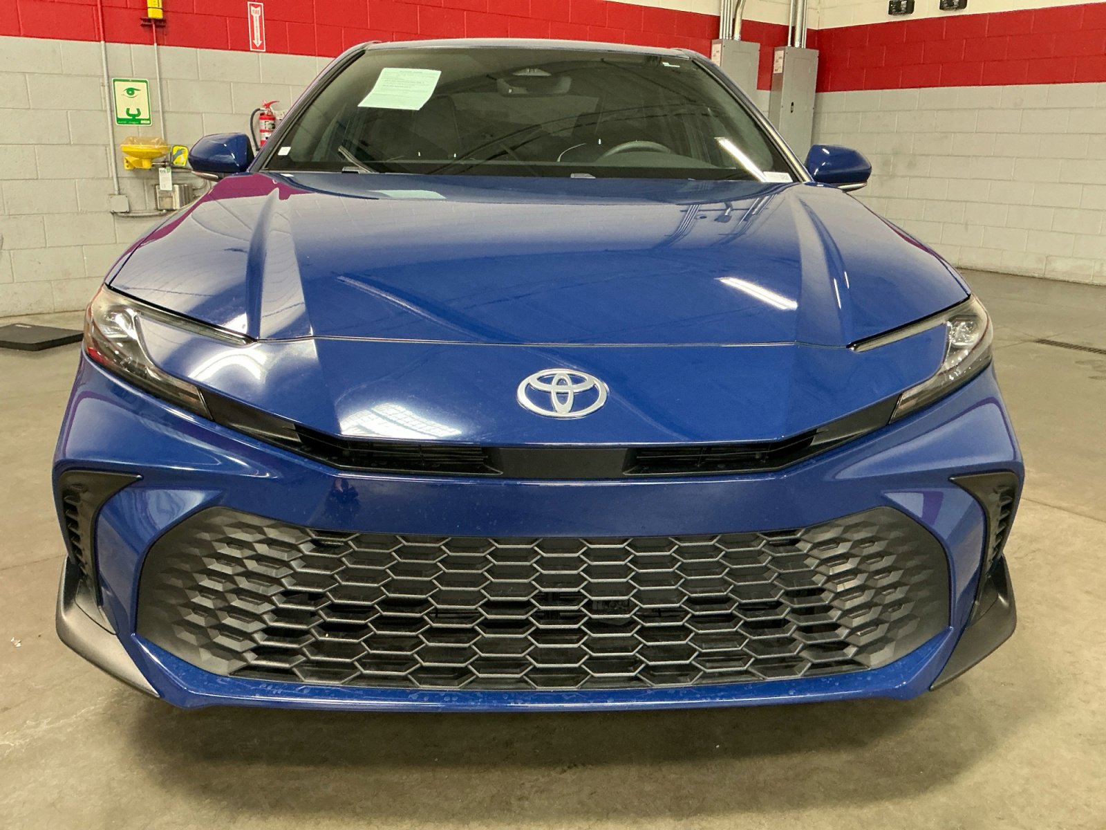 Certified 2025 Toyota Camry SE w/ Multimedia Upgrade Package FWD image 23