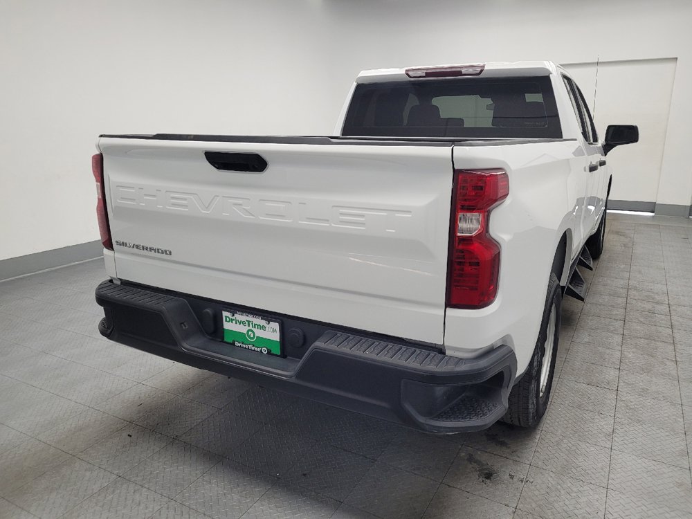 Used 2023 Chevrolet Silverado 1500 W/T RWD image 7