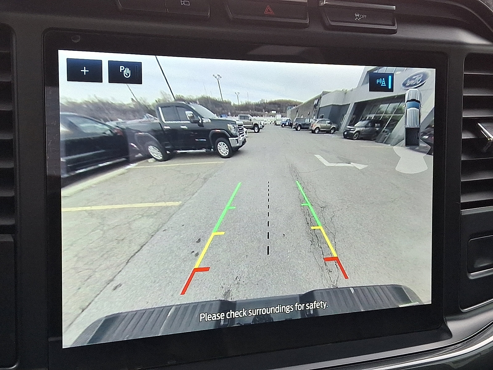 Certified 2022 Ford F150 XLT w/ Equipment Group 302A High image 18