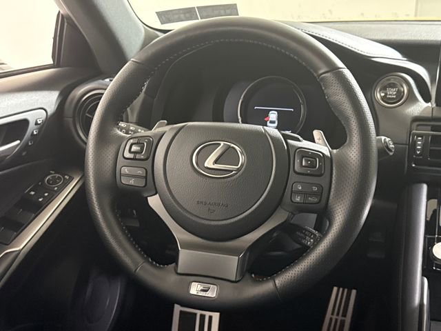 Used 2025 Lexus IS 500 image 23