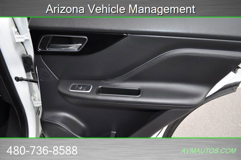 Used 2018 Jaguar F-PACE Premium AWD/4WD image 24