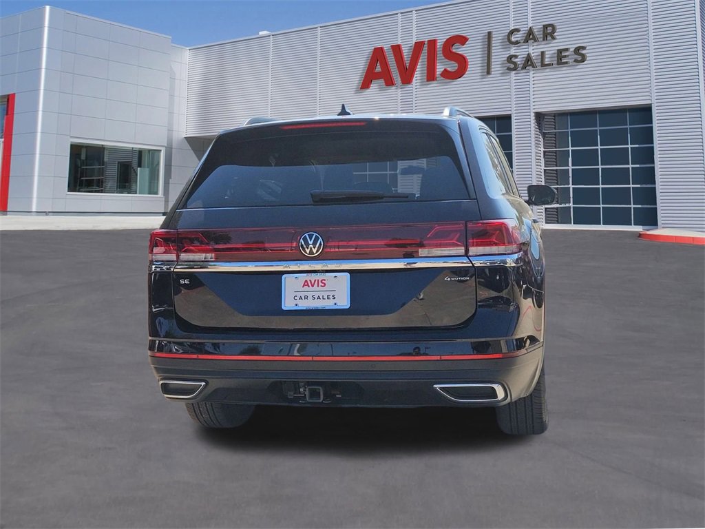 Used 2025 Volkswagen Atlas SE image 7