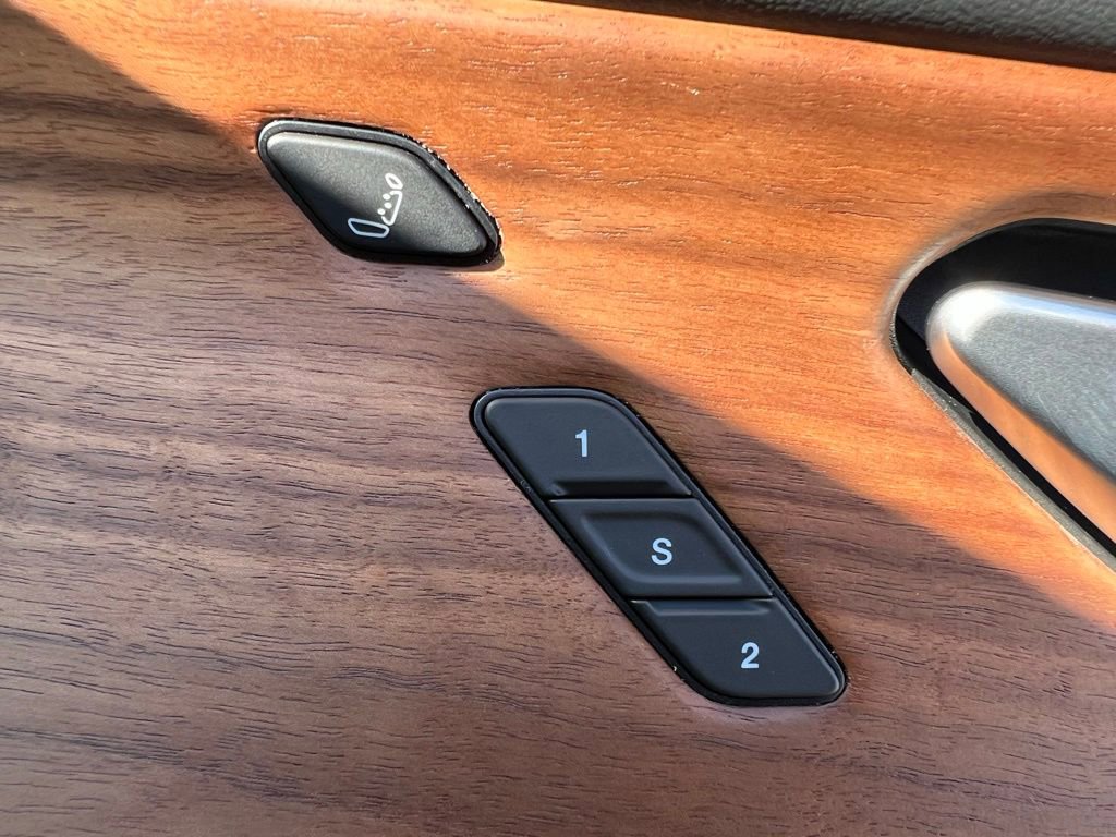 New 2026 Jeep Grand Cherokee L Summit w/ Advanced Protech Group IV image 18