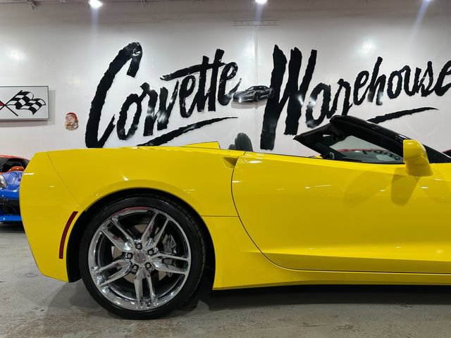 Used 2018 Chevrolet Corvette Stingray Convertible w/ 3LT Preferred Equipment Group image 4