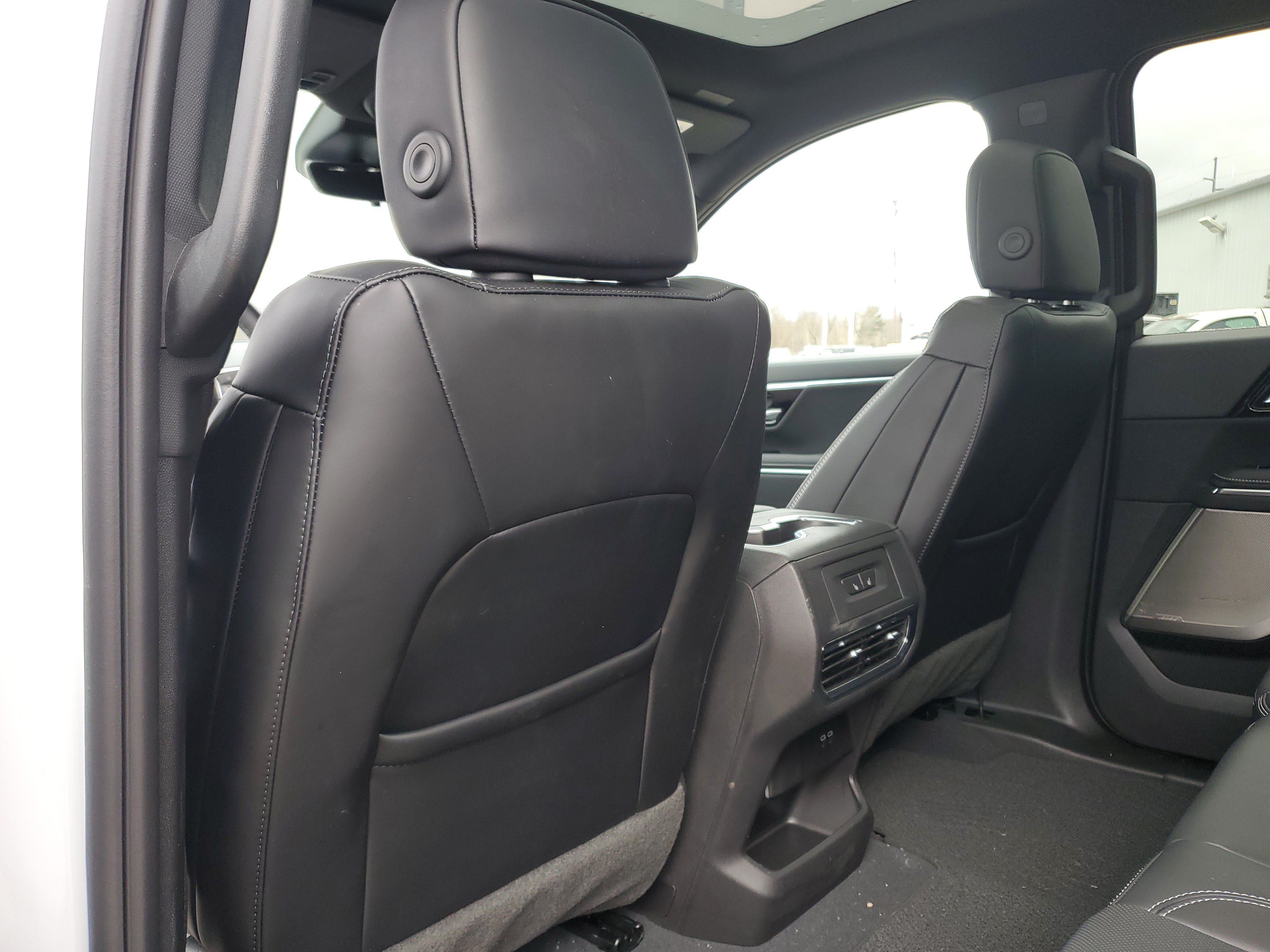 New 2025 GMC Sierra EV Denali AWD/4WD image 30