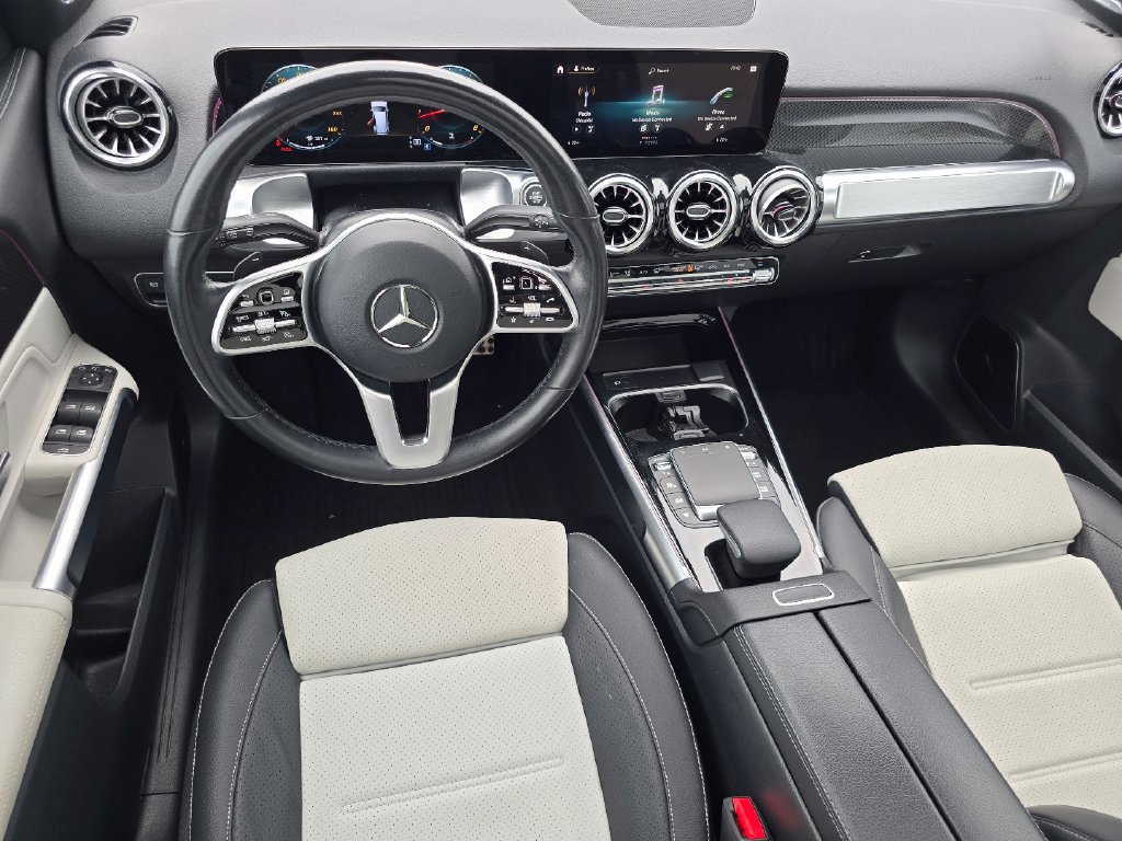 Used 2023 Mercedes-Benz GLB 250 4MATIC image 28