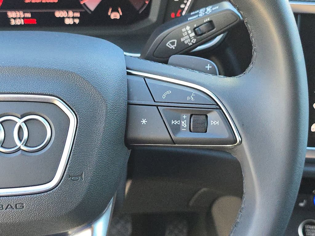 Certified 2025 Audi Q3 2.0T Premium w/ Convenience Package image 21