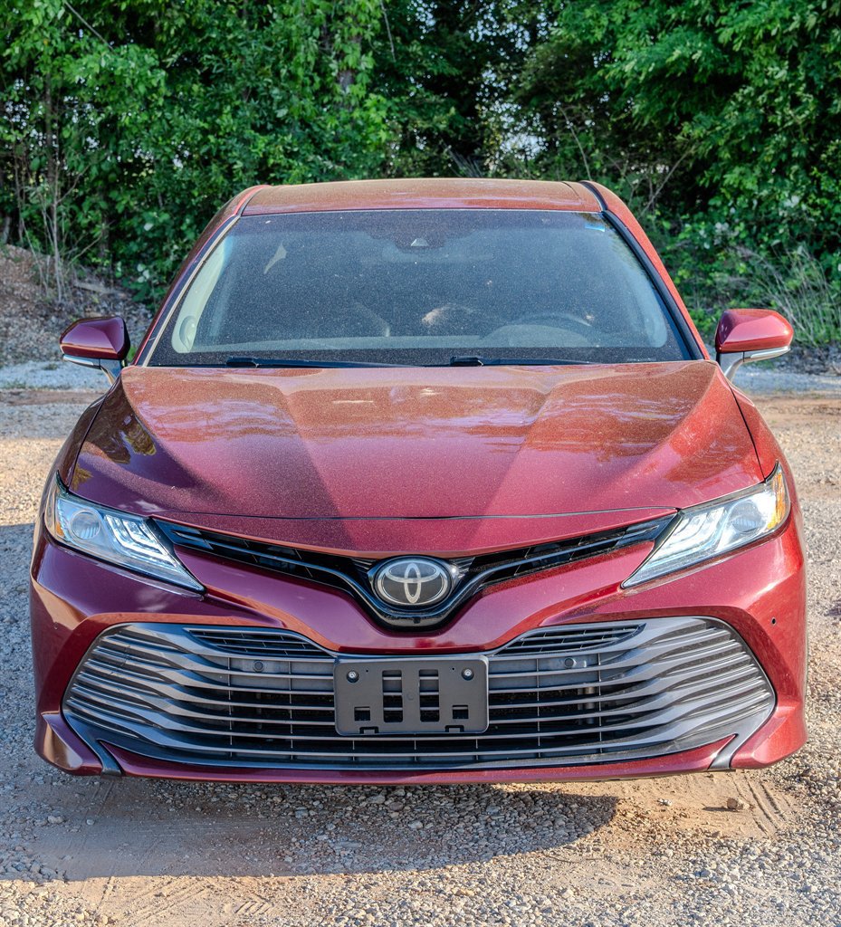 Used 2018 Toyota Camry XLE w/ Audio Package FWD image 8
