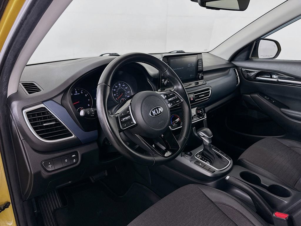 Used 2021 Kia Seltos S image 9